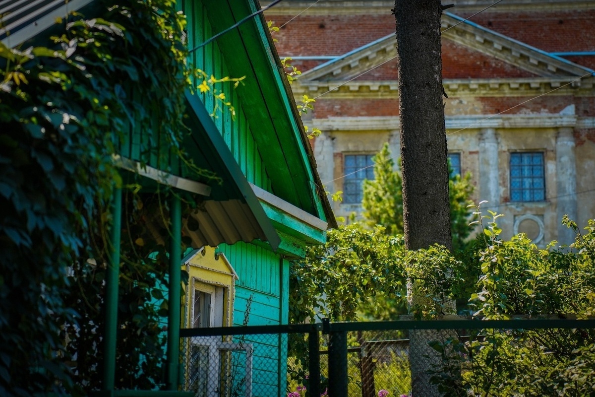 В Тульской области суд прекратил спор о строительстве дома в Заокском районе