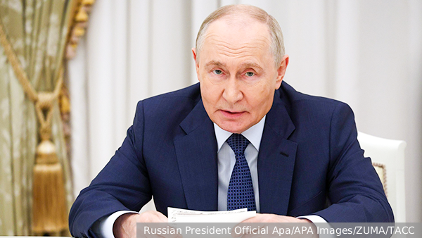 Путин по видеосвязи провел встречу с избранными главами регионов