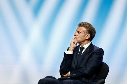 Макрон ответил на заявление премьера Британии о возвращении в Евросоюз