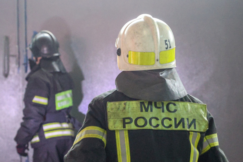 Пожар охватил кровлю пятиэтажки в Новокуйбышевске