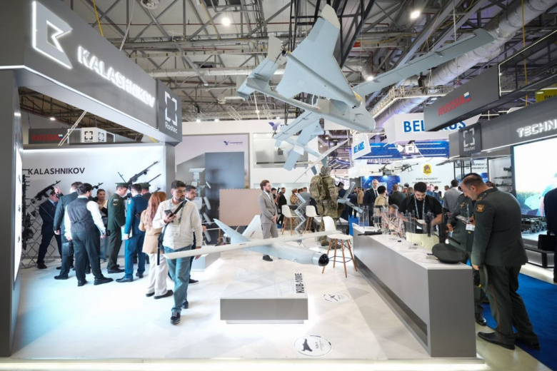 «Калашников» представил на выставке ADEX 26 универсальный ударный дрон