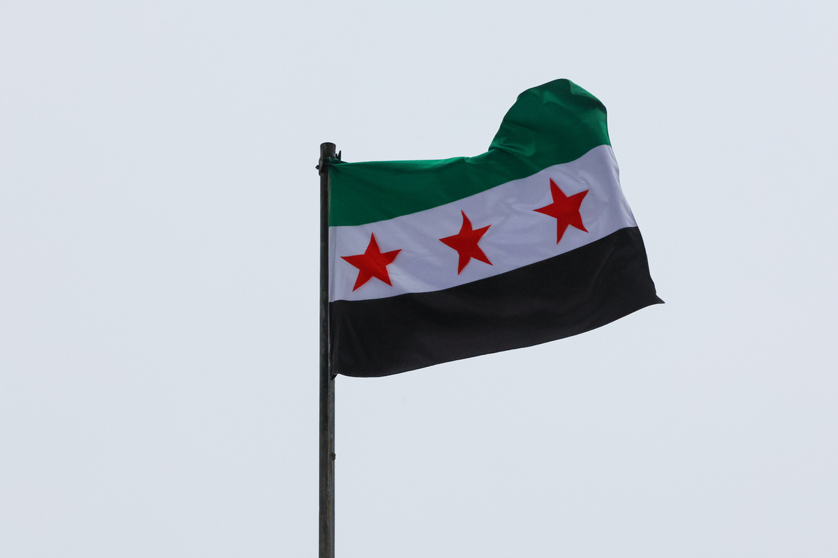 Неизвестные обстреляли автобус в сирийской провинции Хомс