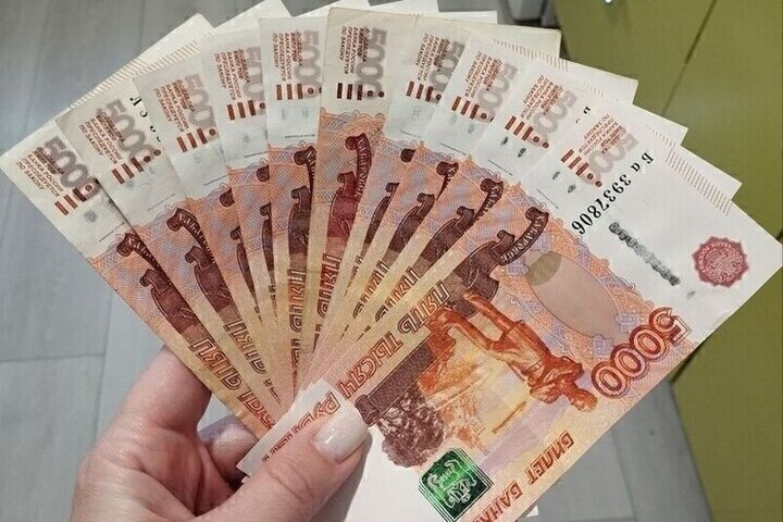 Новосибирским бюджетникам проиндексировали зарплату на 7,5% с 1 октября