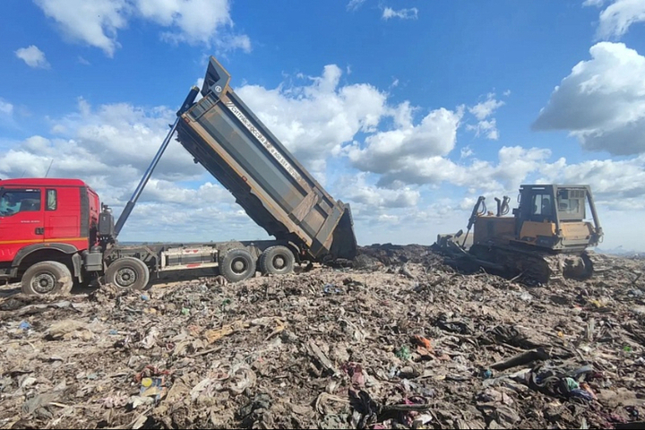 Прокуратура контролирует тушение полигона ТБО в Тульской области