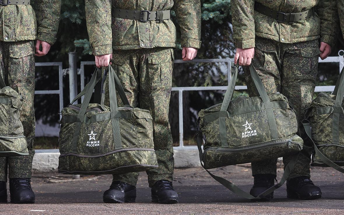 Как менялось число призывников в России в разные годы. Инфографика