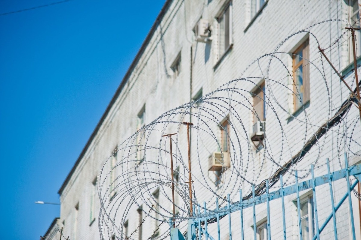 Житель Волгоградской области получил 12 лет строгого режима за убийство знакомой
