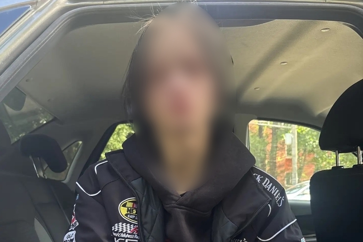 В Смоленске 20-летней девушке грозит до 20 лет тюрьмы за попытку сбыта наркотиков