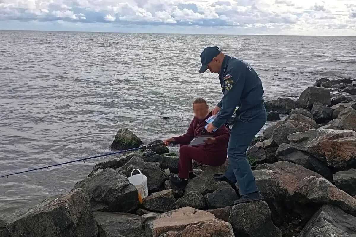В запорожском Приморске напомнили о безопасности на воде