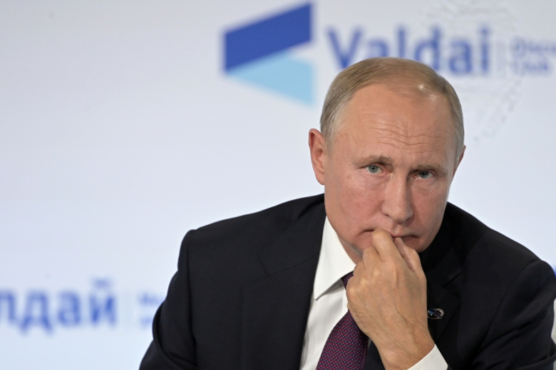 «Нельзя за деревьями не видеть леса»: Путин о текущих вызовах