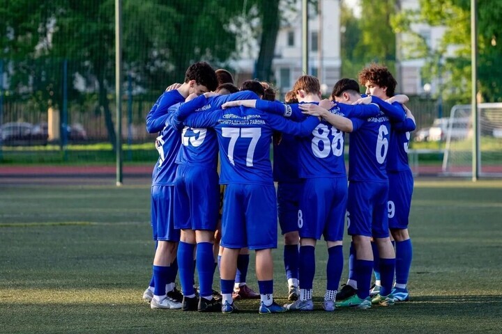 От спорта до донорства: как в Петроградском районе работают с молодежью