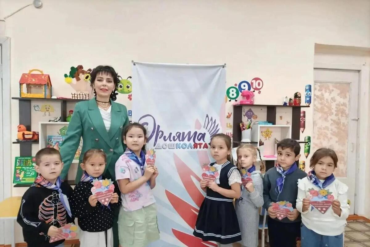 Школьники Калмыкии и ЛНР приняли участие в акции «Внуки по переписке»