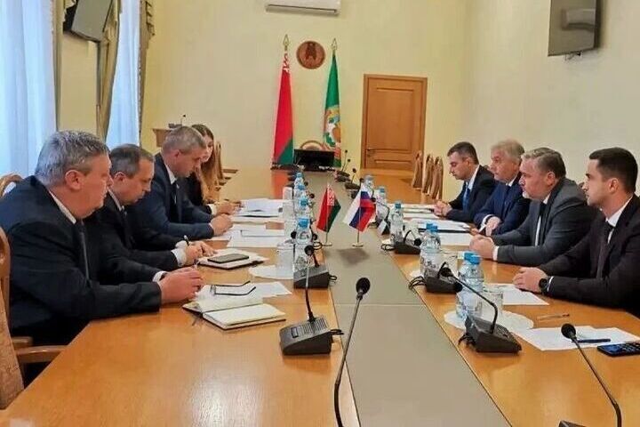 Делегация Курской области продолжает работу в Минске