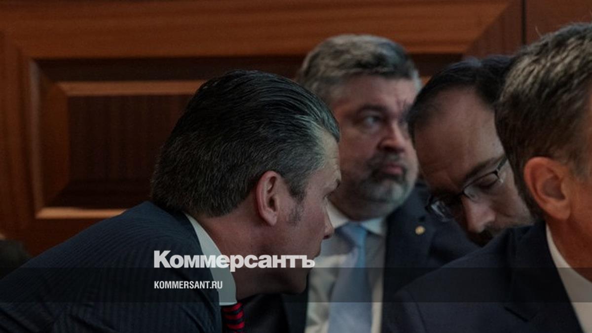 Axios: помощник советника Трампа по нацбезопасности Бейкер уйдет в отставку