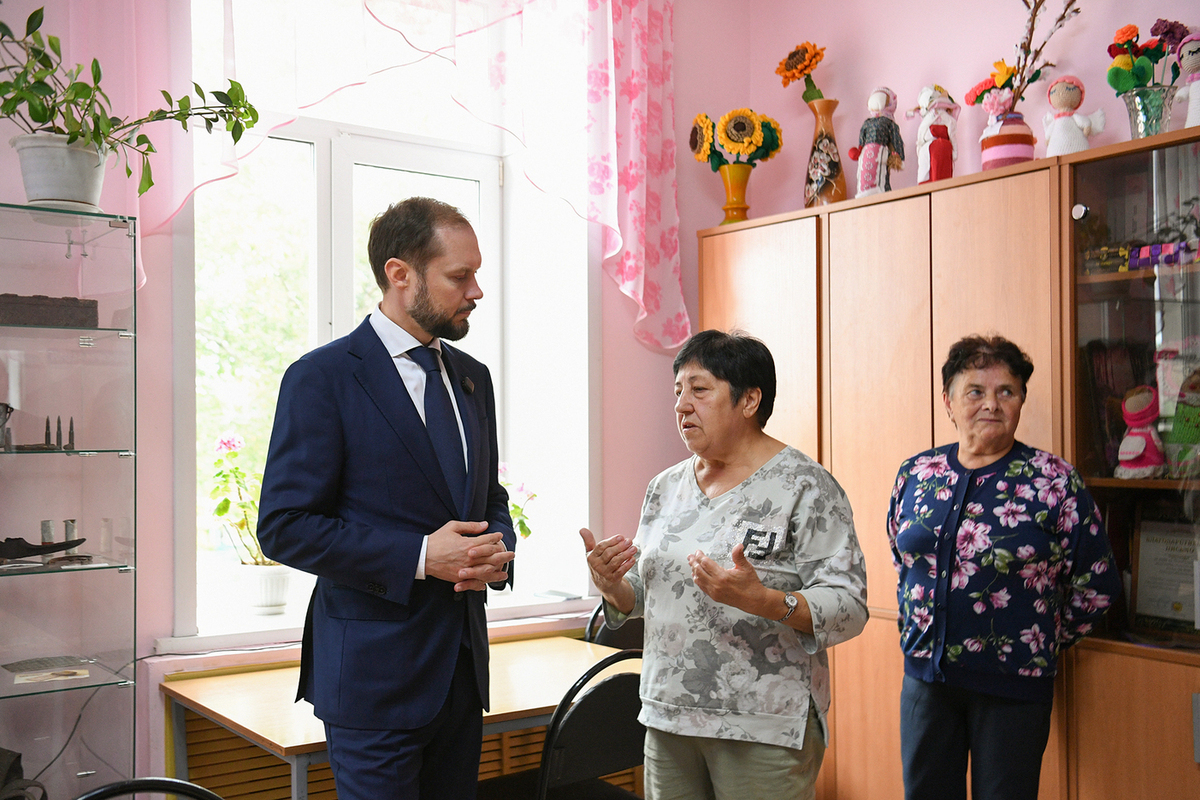 Виталий Королев после общения с жителями Краснохолмского округа принял решения по развитию территории
