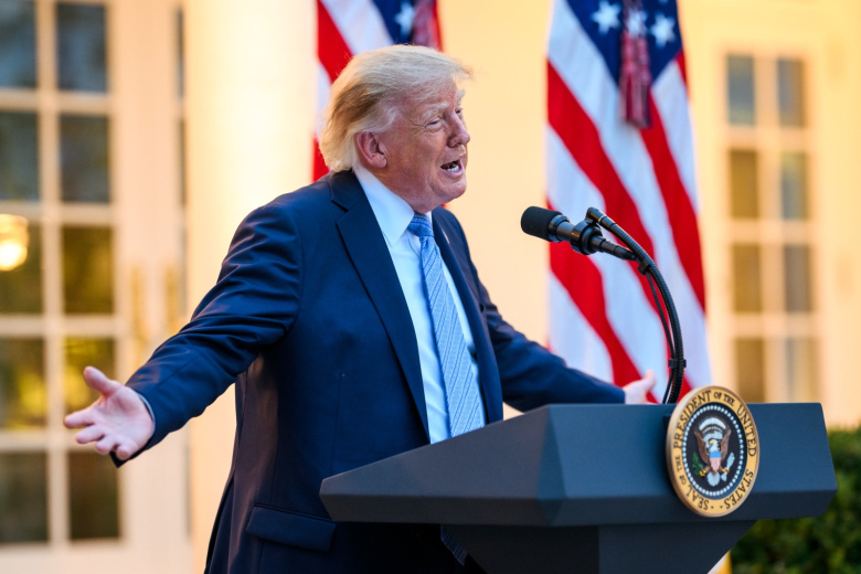 Трамп обсудил операцию в Венесуэле с нейросетью