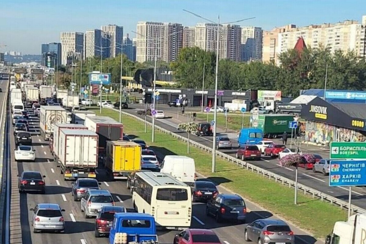 Мосты парализованы, Киев в агонии: Сладков предрек белградский сценарий