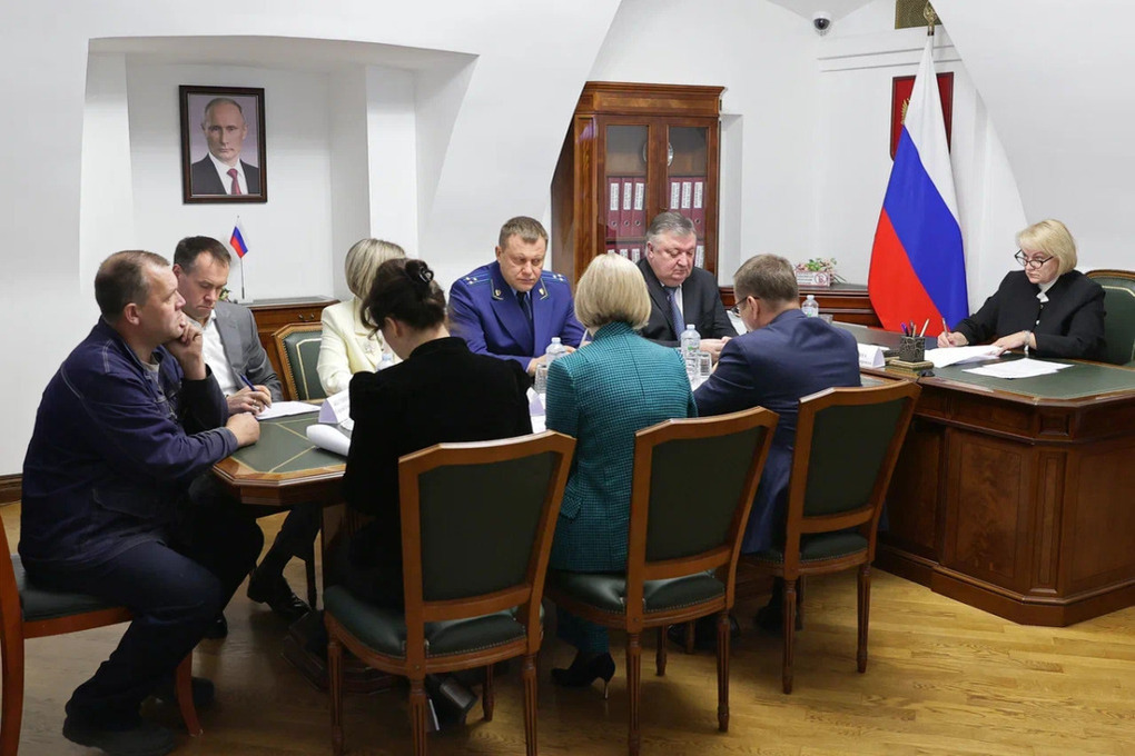На Вологодчине работала мобильная приемная президента РФ