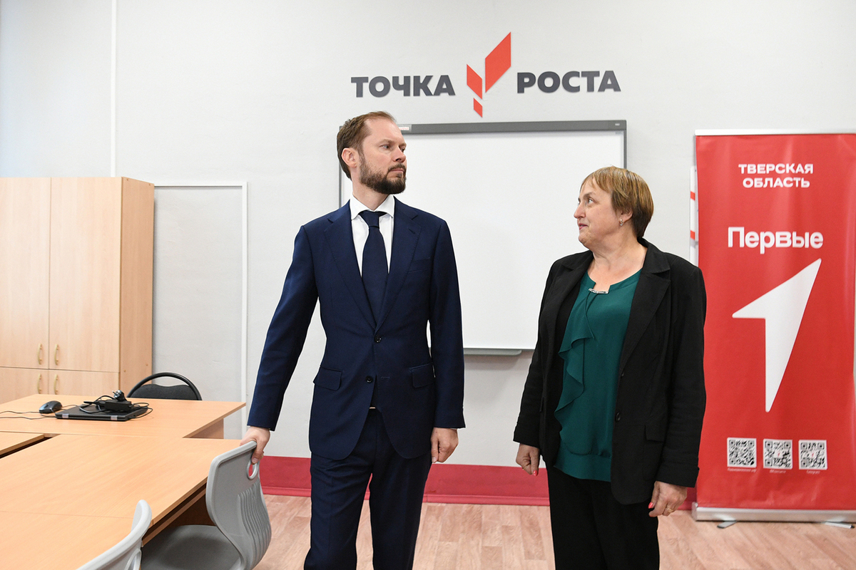 Виталий Королев поручил ускорить ремонтные работы в детском саду №7 Весьегонска