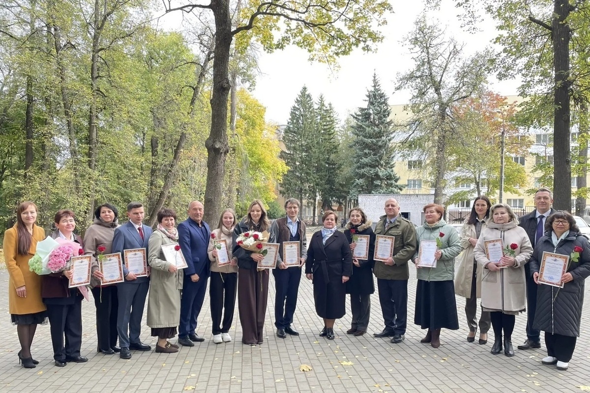 В Пензе лучших педагогов региона занесли в Галерею педагогической славы