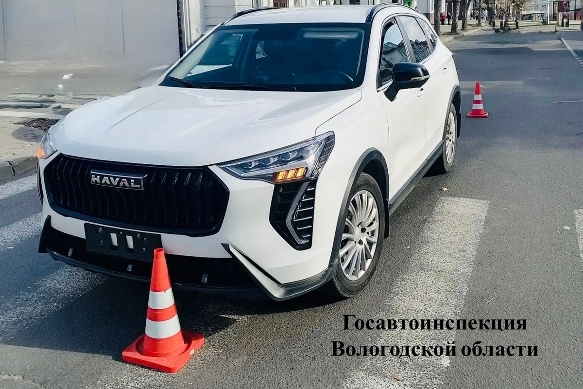Велосипедиста на пешеходном переходе сбили в Череповце