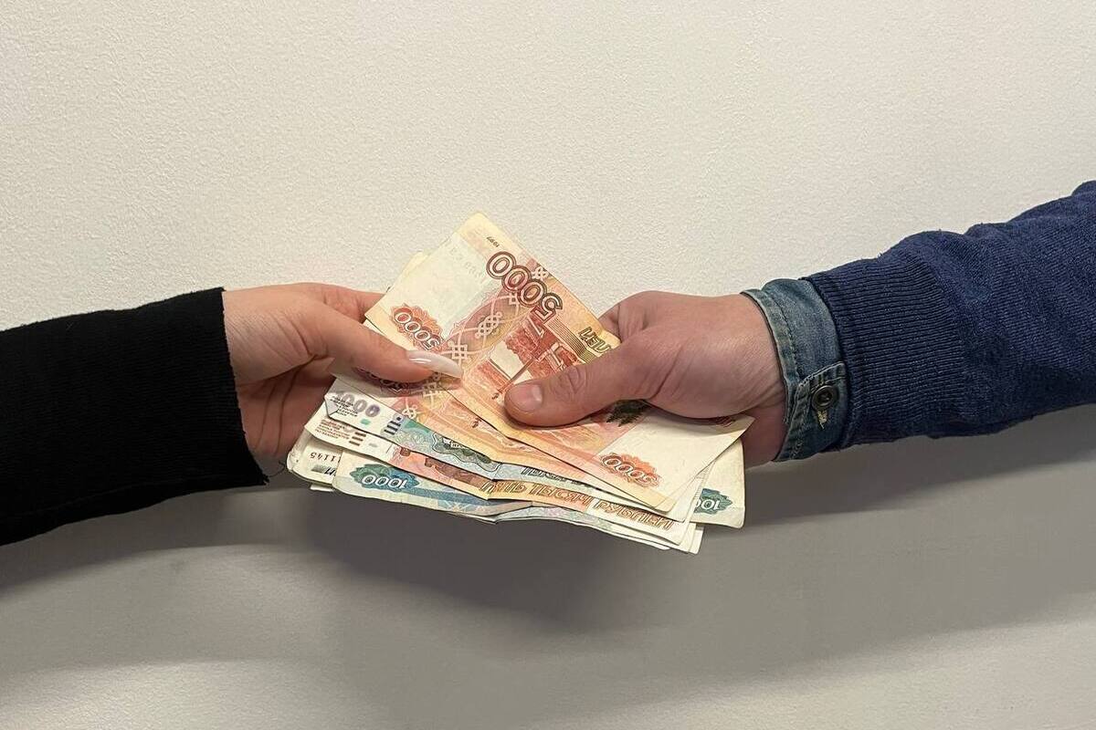 Средняя зарплата в Калининградской области составила почти 84 тыс. рублей