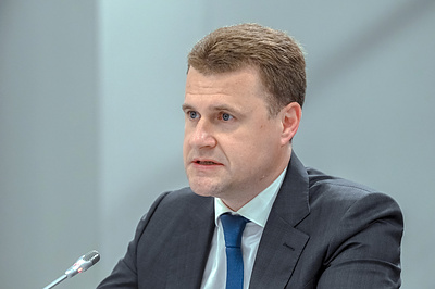Чекунков: Республика Корея проявляет интерес к инвестициям и перевозкам в Арктике