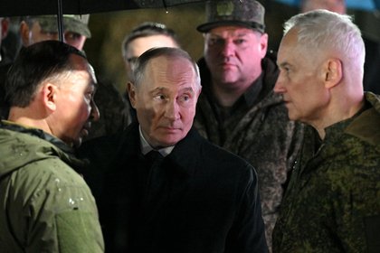 Путину показали безэкипажные танки