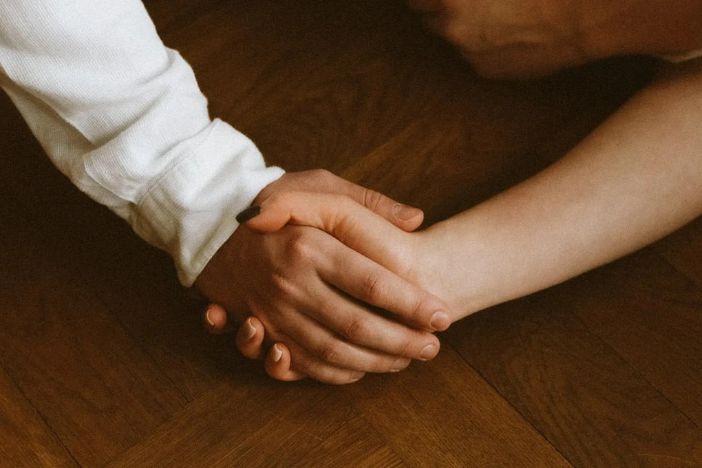 Петербуржцам рассказали, что «шаловливые ручки» не заменят секса с партнером