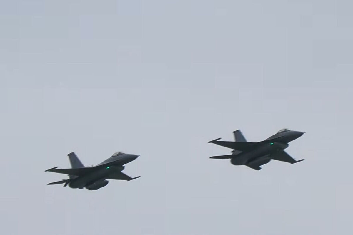 Вызов Пекину: США передали новейшие F-16 Тайваню