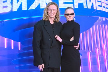 Жена Сафонова рассказала об отношении к брачному контракту