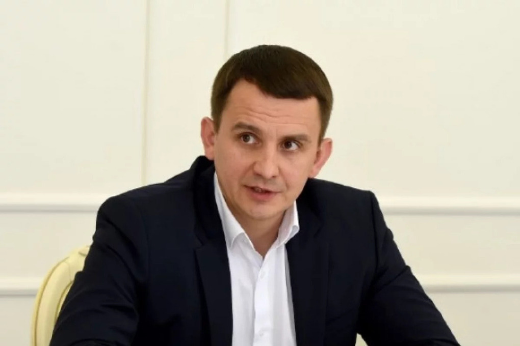 Политолог Слатинов объяснил подоплеку обысков у экс-мэра Курска Куцака