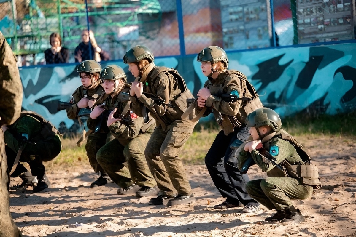 В Архангельске прошла военно-спортивная игра «В зоне особого внимания»