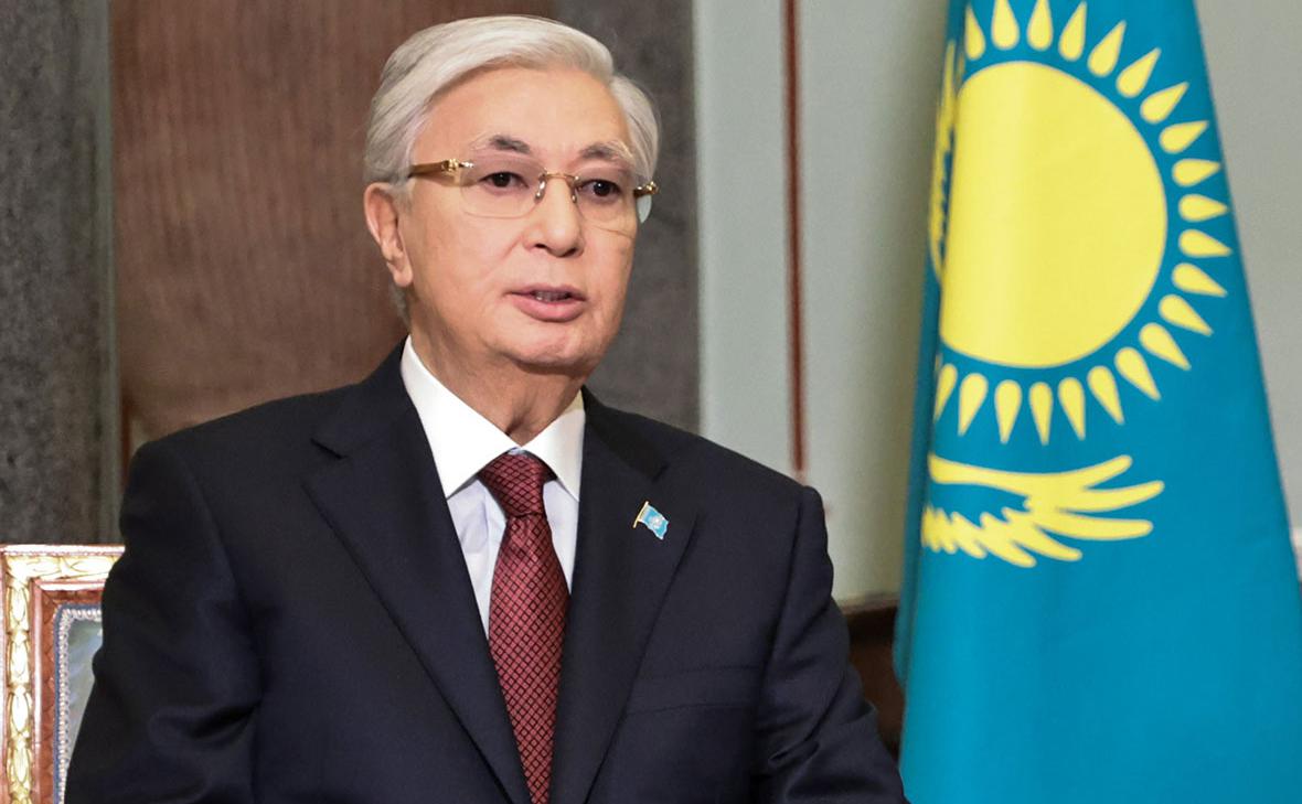 Токаев отправил в отставку начальника Генштаба и главкома ВМС Казахстана
