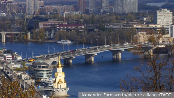 NYT: Перекрытие киевских мостов станет логистическим кошмаром для Украины
