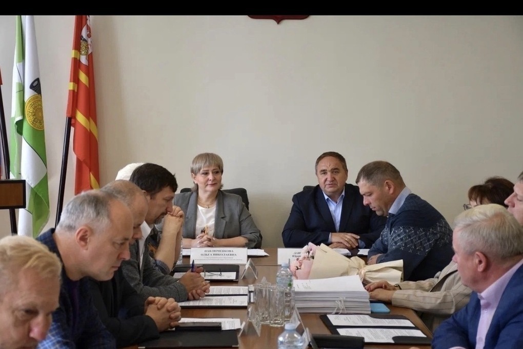 Глава Смоленского округа Ольга Павлюченкова приняла участие в заседании окружной Думы