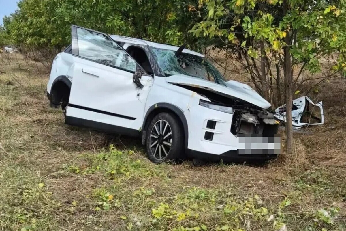 Четыре человека пострадали в дорожной аварии на Ставрополье