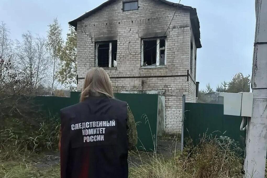 В Новгородском округе пожарные нашли тело мужчины, проспавшего пожар