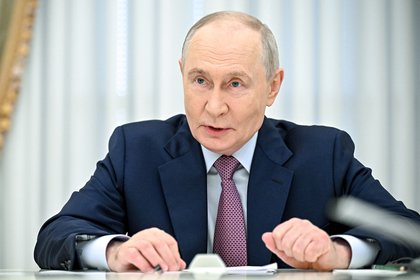 Путин посетит саммит СНГ в Туркменистане