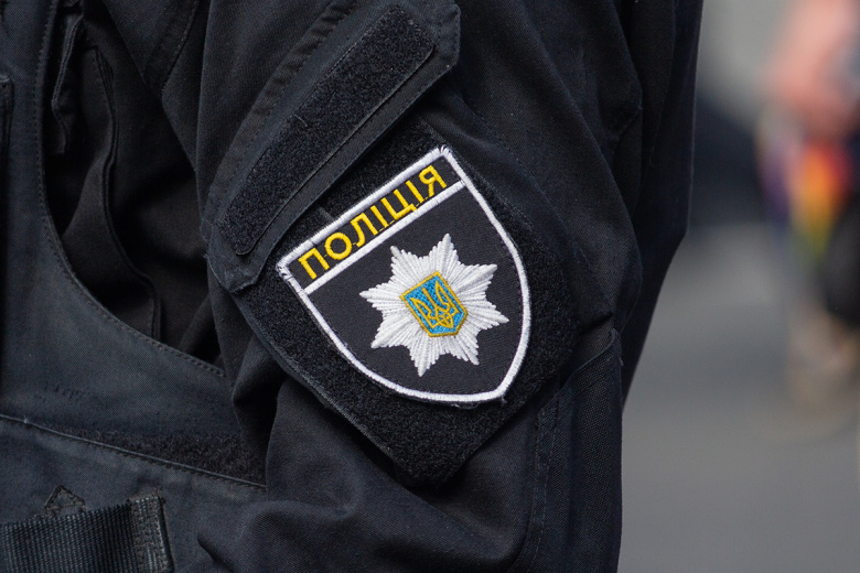 Мужчина открыл стрельбу по полицейским на Украине