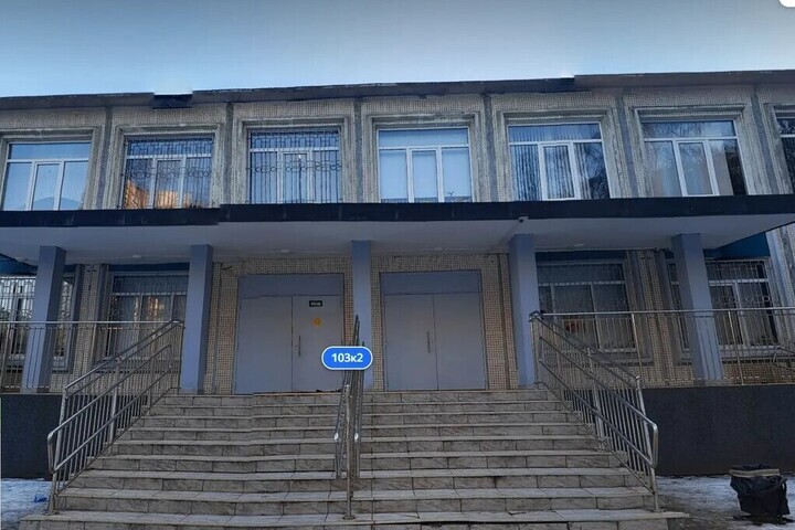 Гимназию №261 предостерегли за запрещенные учебники по английскому