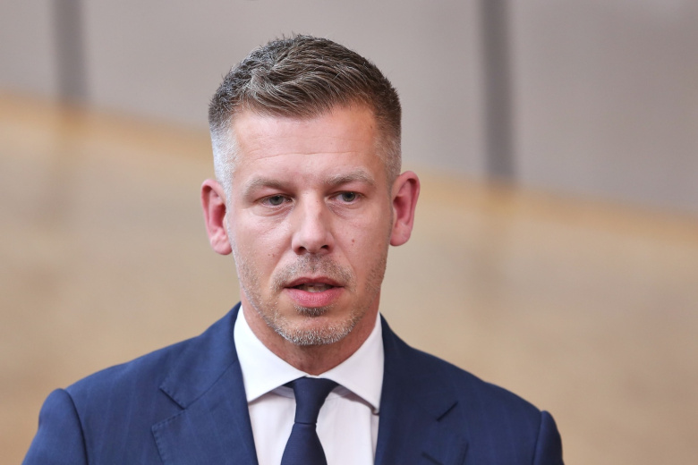 Мадьяр заявил о готовности затопить баржи ради охлаждения АЭС «Пакш»