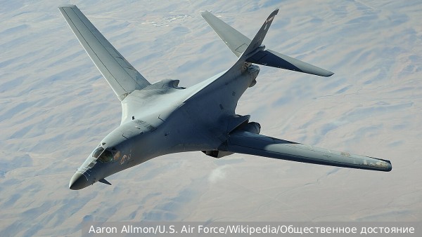 WSJ: США после инцидента на британской базе вывели с нее бомбардировщики B-1