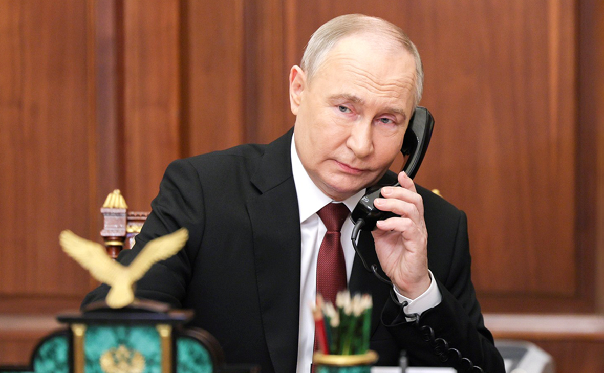 Путин поздравил Рахмона с днем рождения по телефону
