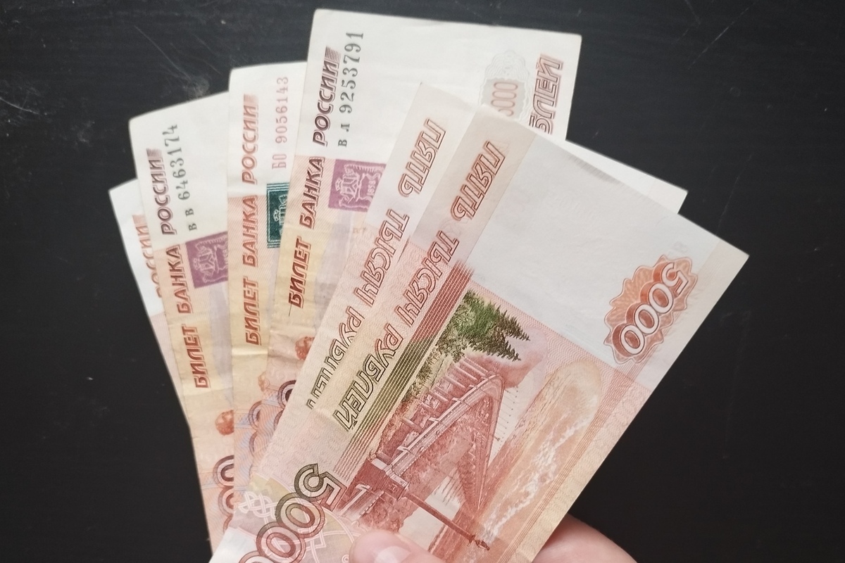 Отец-должник в Ленобласти погасил долг по алиментам после протокола пристава за неуплату