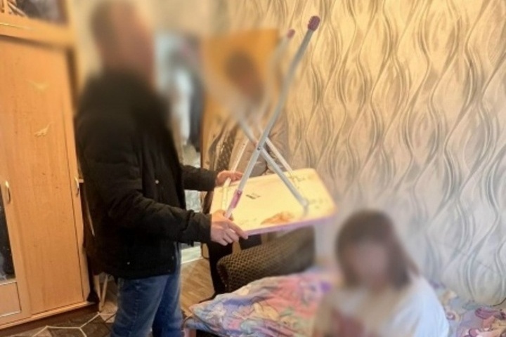 Детский столик стал оружием в пьяной ссоре в Мончегорске