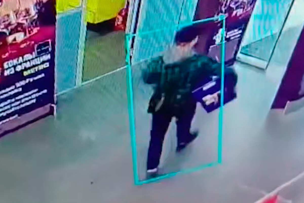Липчанин стащил кофемашину за 60 тысяч рублей из сетевого магазина