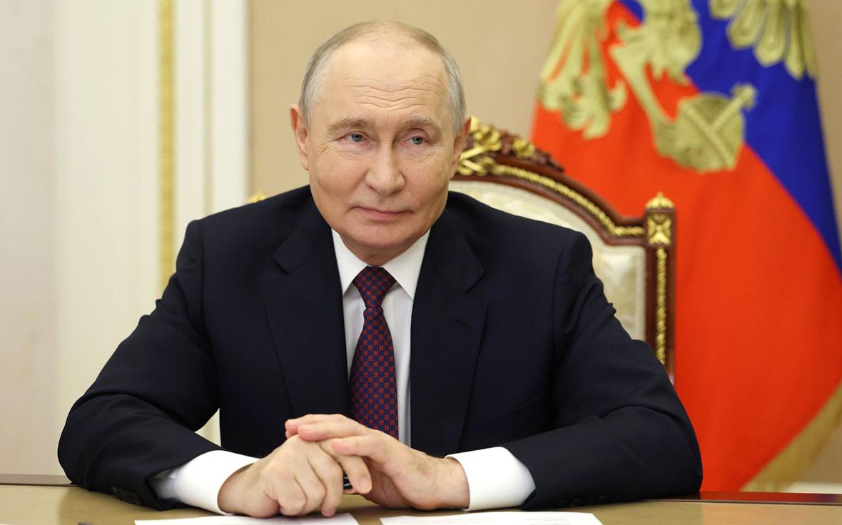 Путин провел встречу с учителями. Видео