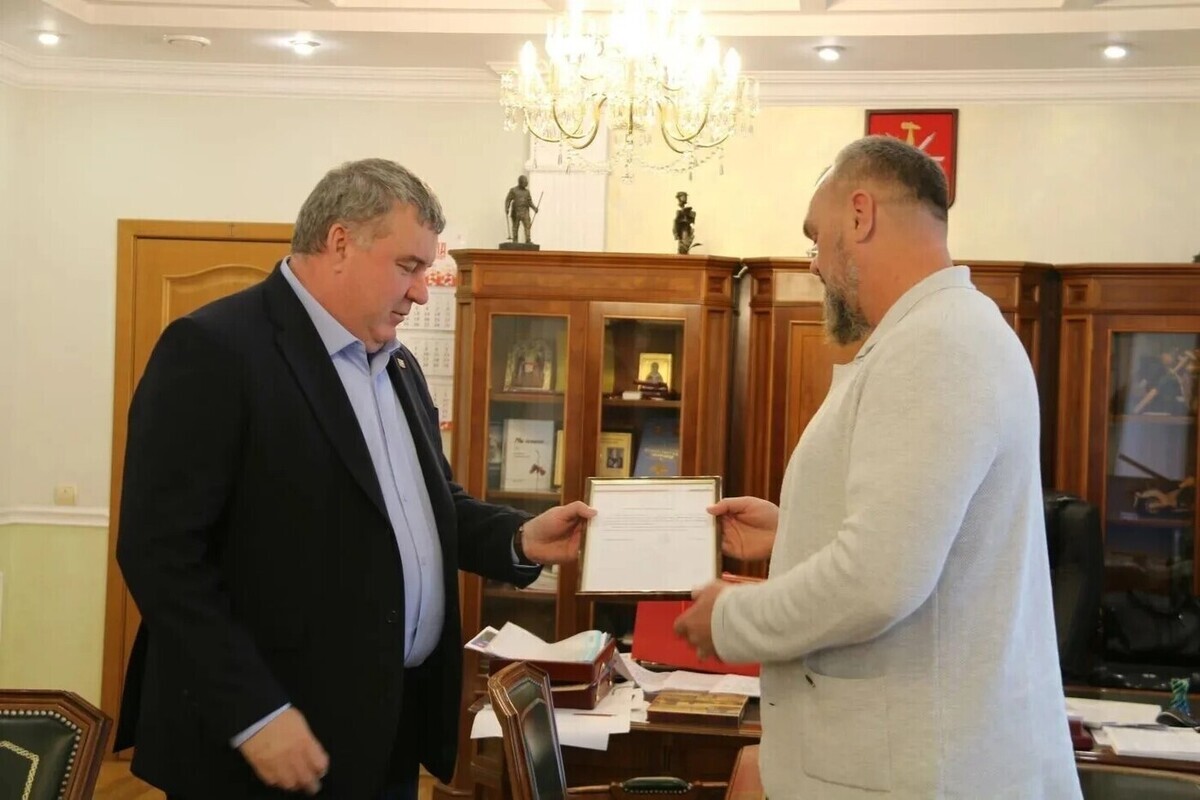 Беспалов поговорил о будущих съемках в Туле с представителем кинокомиссии