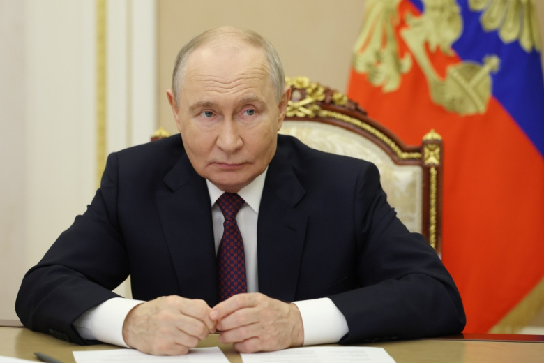 Путин разрешил реорганизацию «ЮниКредит Банка» и продажу акций