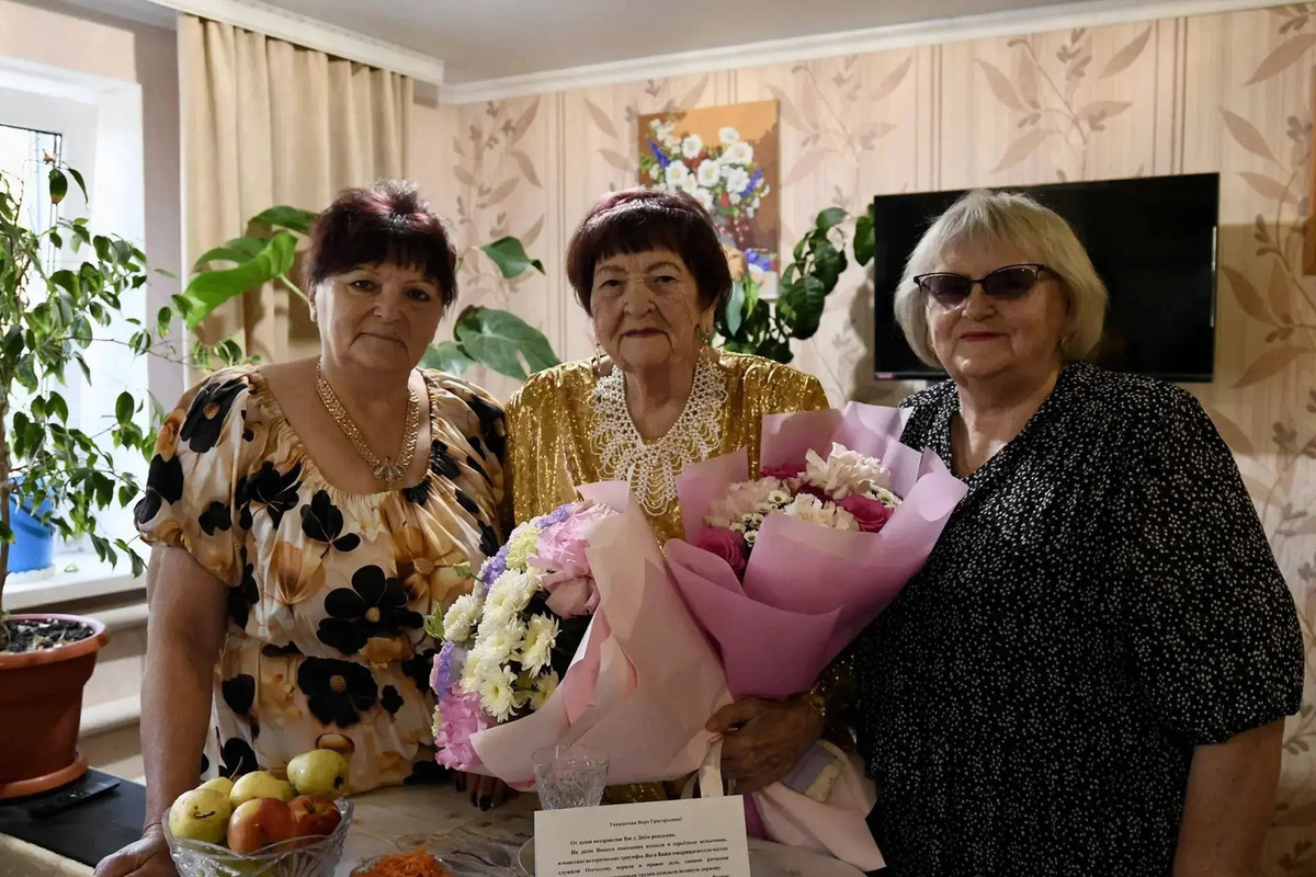 Жительница Калмыкии отметила 100-летний юбилей